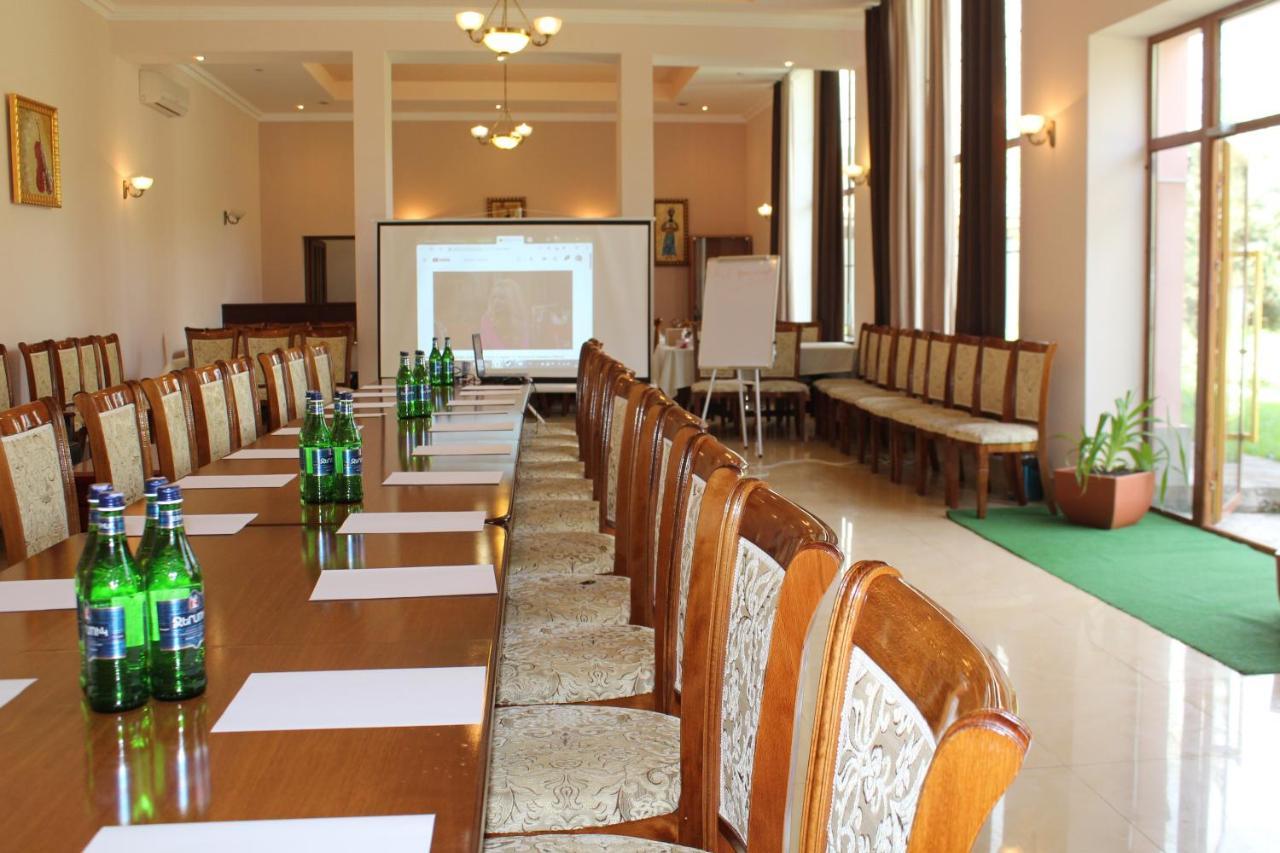 Diligence Hotel & Restaurant Dilidjan Extérieur photo