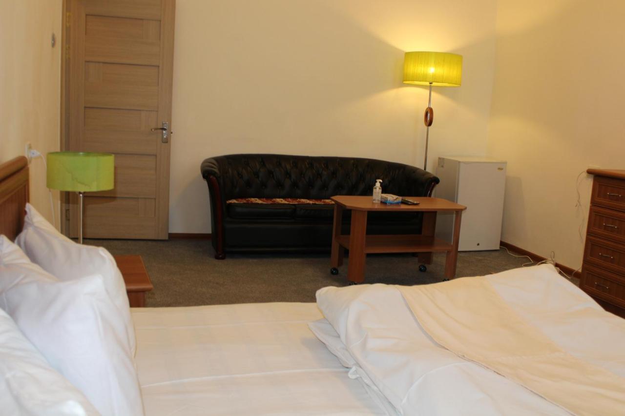 Diligence Hotel & Restaurant Dilidjan Extérieur photo