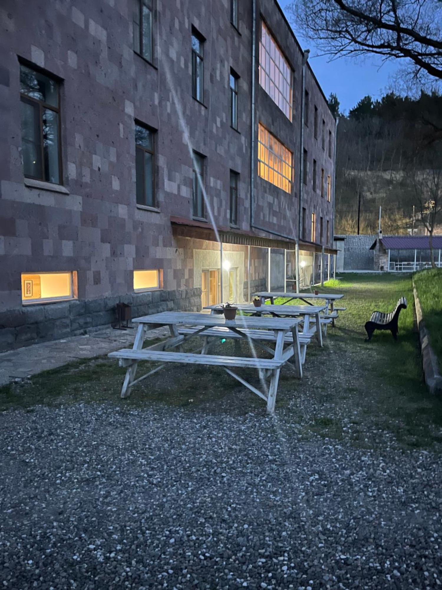 Diligence Hotel & Restaurant Dilidjan Extérieur photo